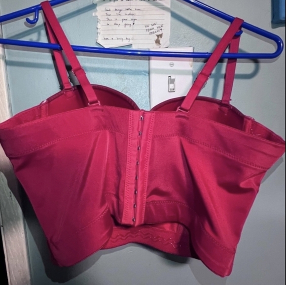 ❤️‍🔥 Red Leather Corset Top - Picture 2 of 3